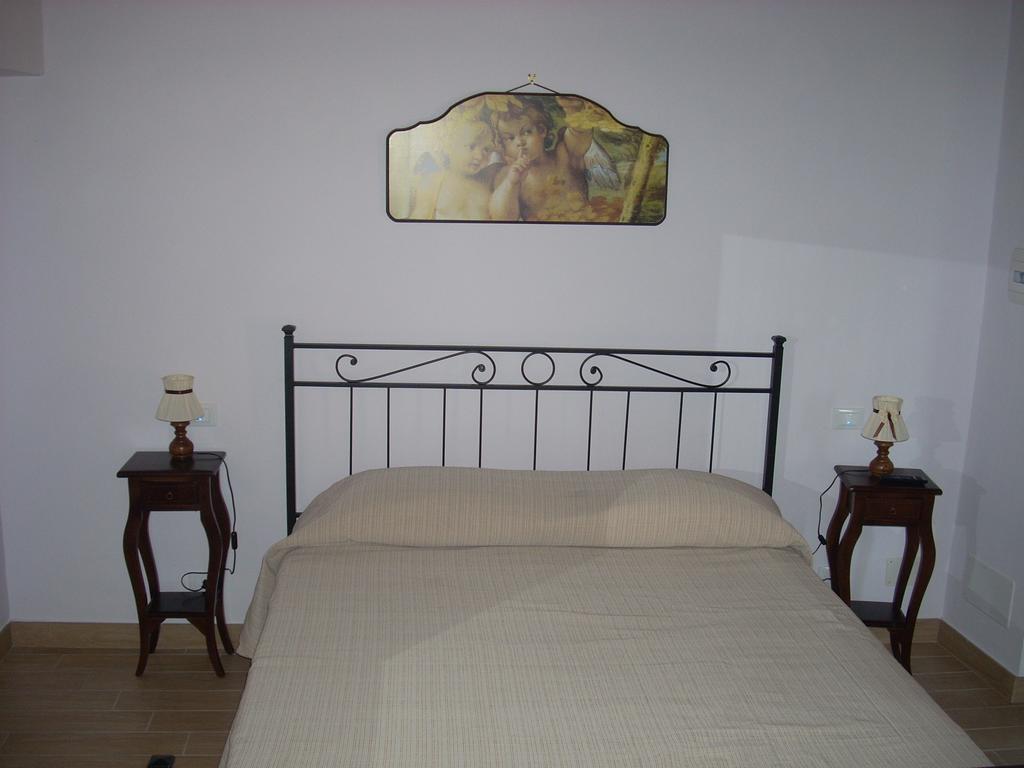 B&B La Taverna Campodimele Phòng bức ảnh